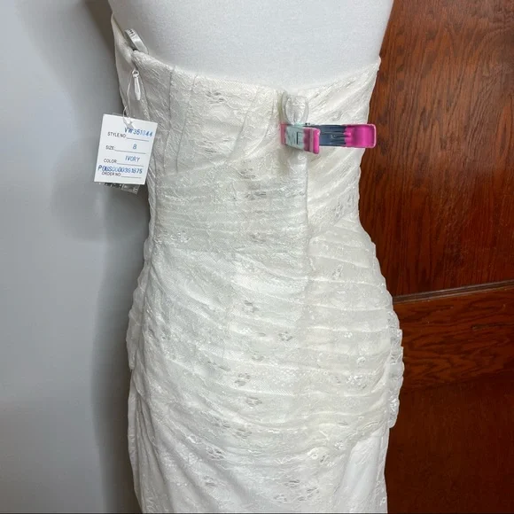 NWT White by Vera Wang Strapless Lace Wedding Dress